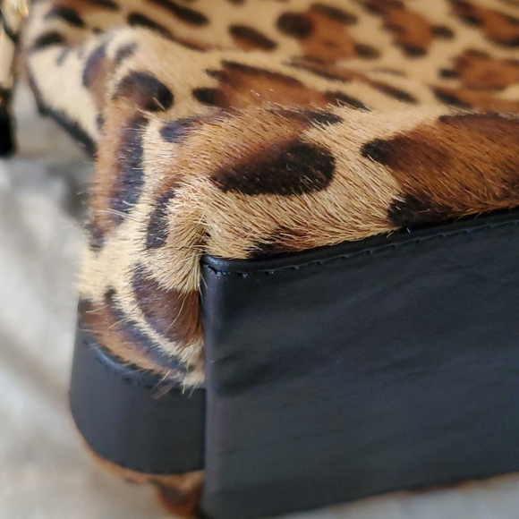 A Beautiful Giorgia Milani leopard print satchel - Picture 11 of 14